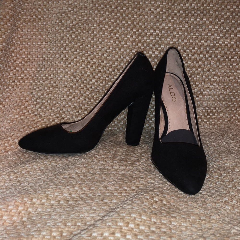 Aldo black pumps